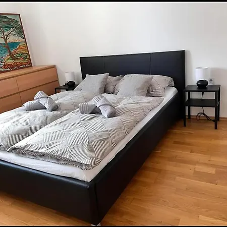 Lael Pula